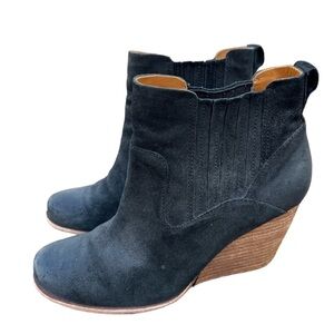 Kork-Ease women’s black suede leather round toe chunky heel wedge boots size 7.5